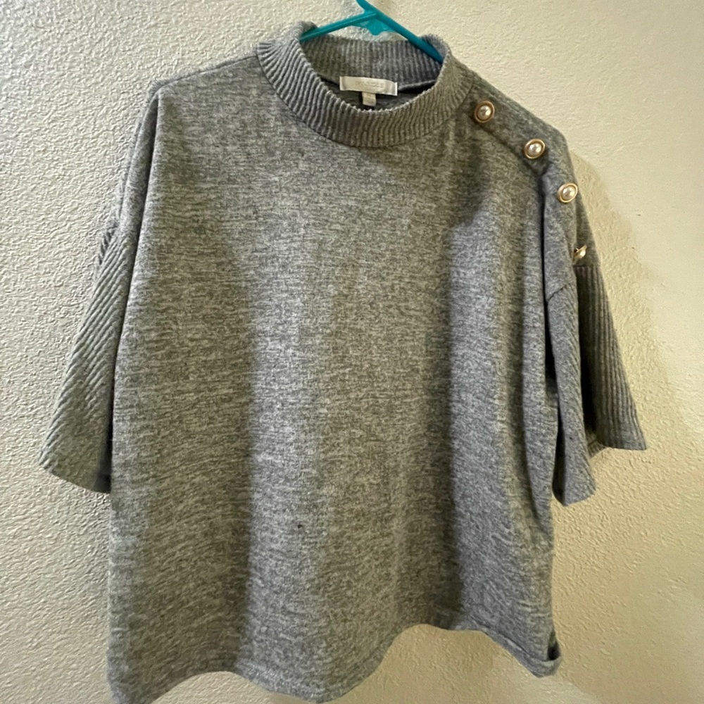 cute little sweater shirt for the fall/winter